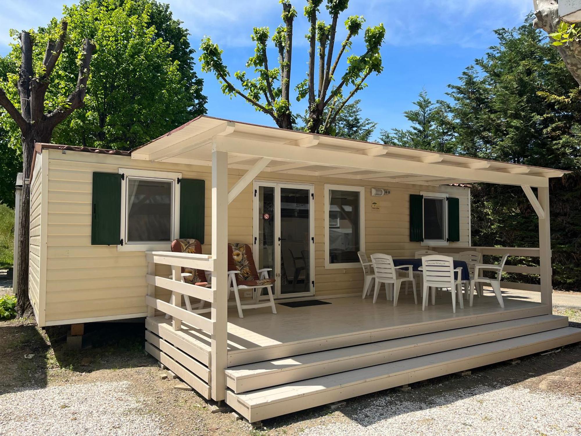 Chalet Camping River Italie Met 2 Slaapkamers Ameglia Bagian luar foto